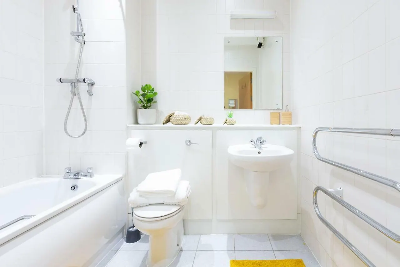 The Point Apartment, Leeds City Center 0*, Leeds (West Yorkshire) United Kingdom